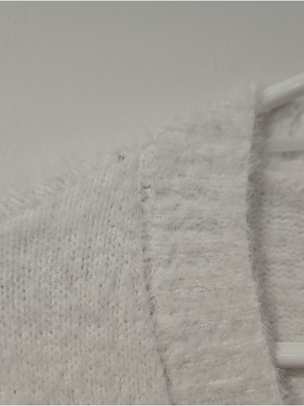 MELISSA NEPTON White Button-Front V-Neck Fuzzy Neutral Cardigan - Picture 4 of 10